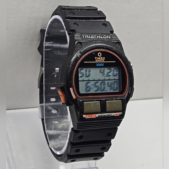 Vintage Timex Q Triathlon Watch 39mm Black Digital 8 Lap Backlight New Battery - Picture 3 of 10